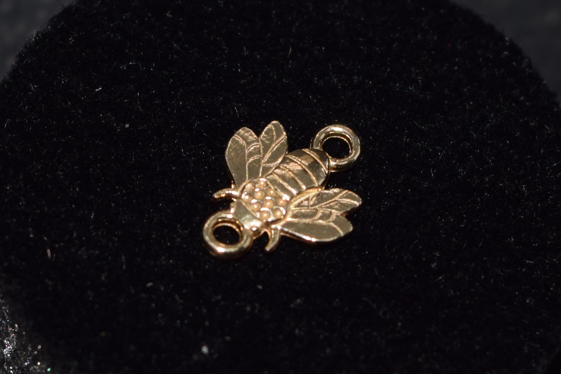10K Yellow Gold Bumble Bee Chain Link – Permanent Jewelry